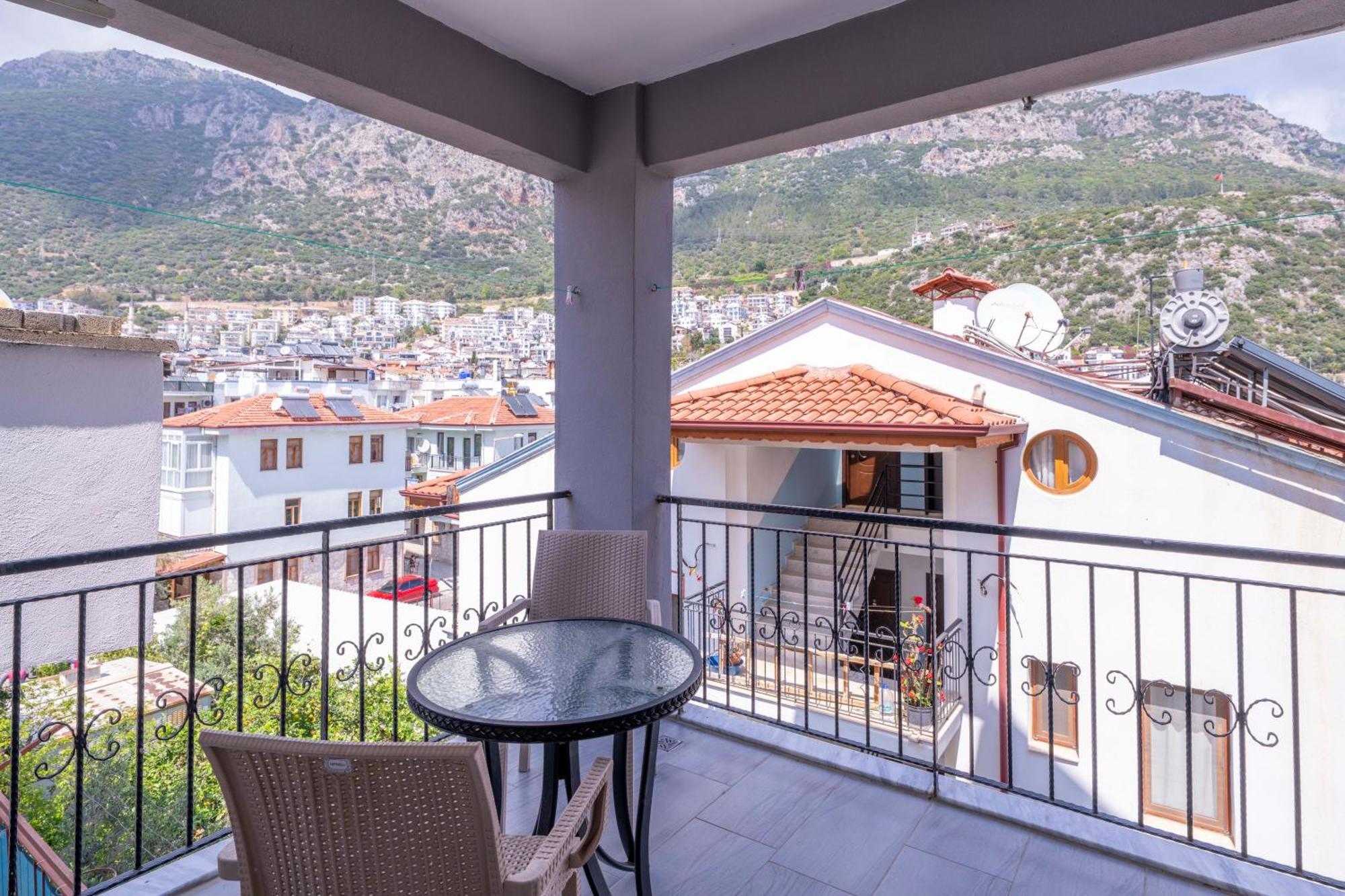 Deluxe Çift Kişilik Oda - Balkonlu
