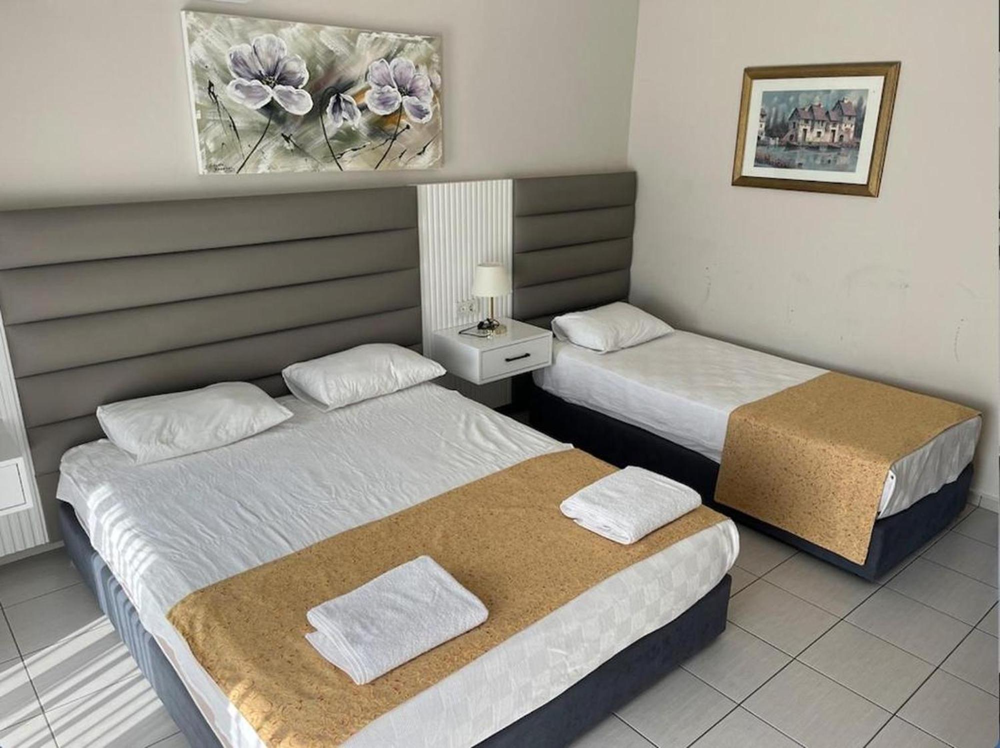 Deluxe Double or Twin Room Sea View