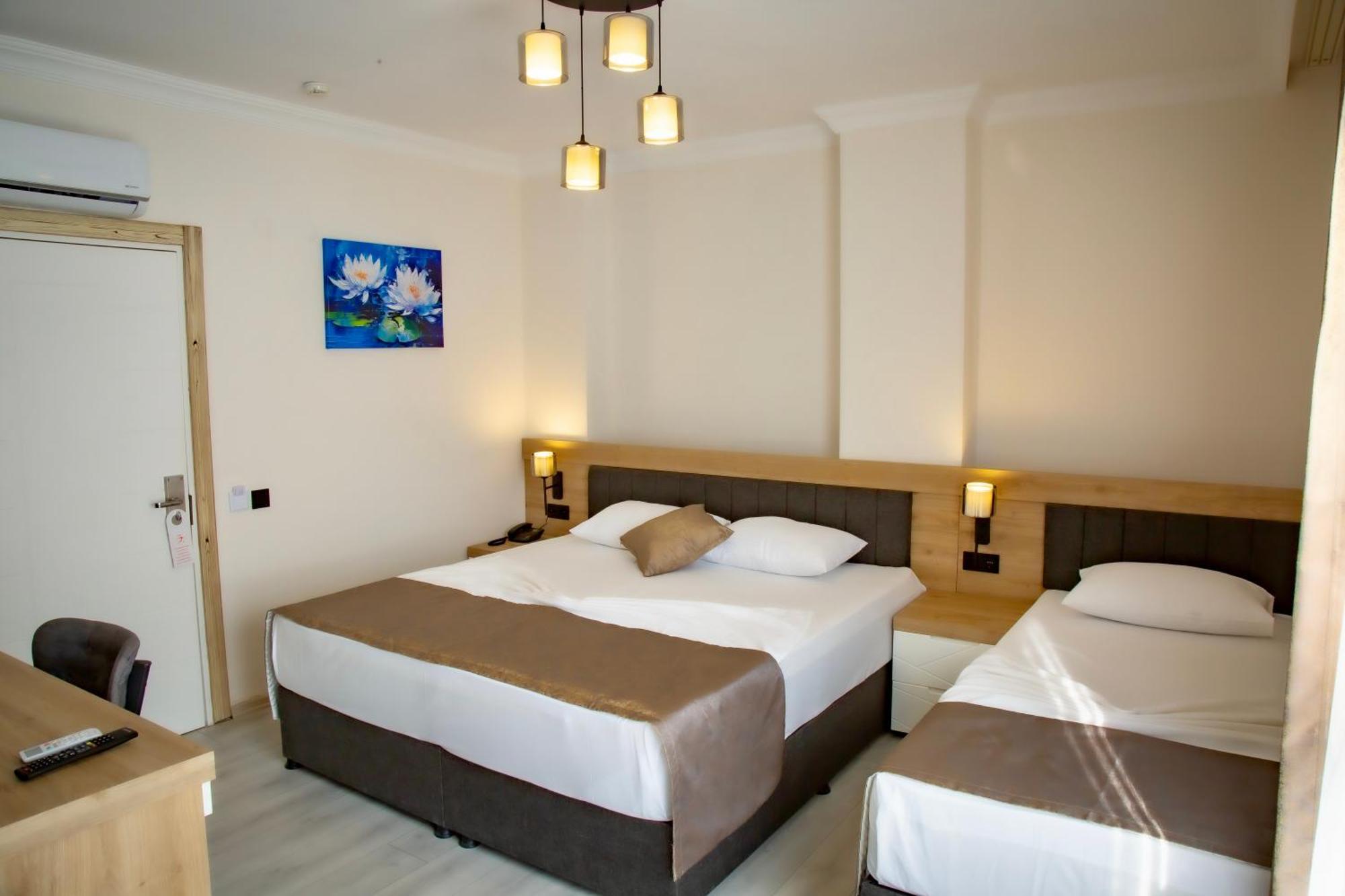 Superior Triple Room,1669134226:JPEG
