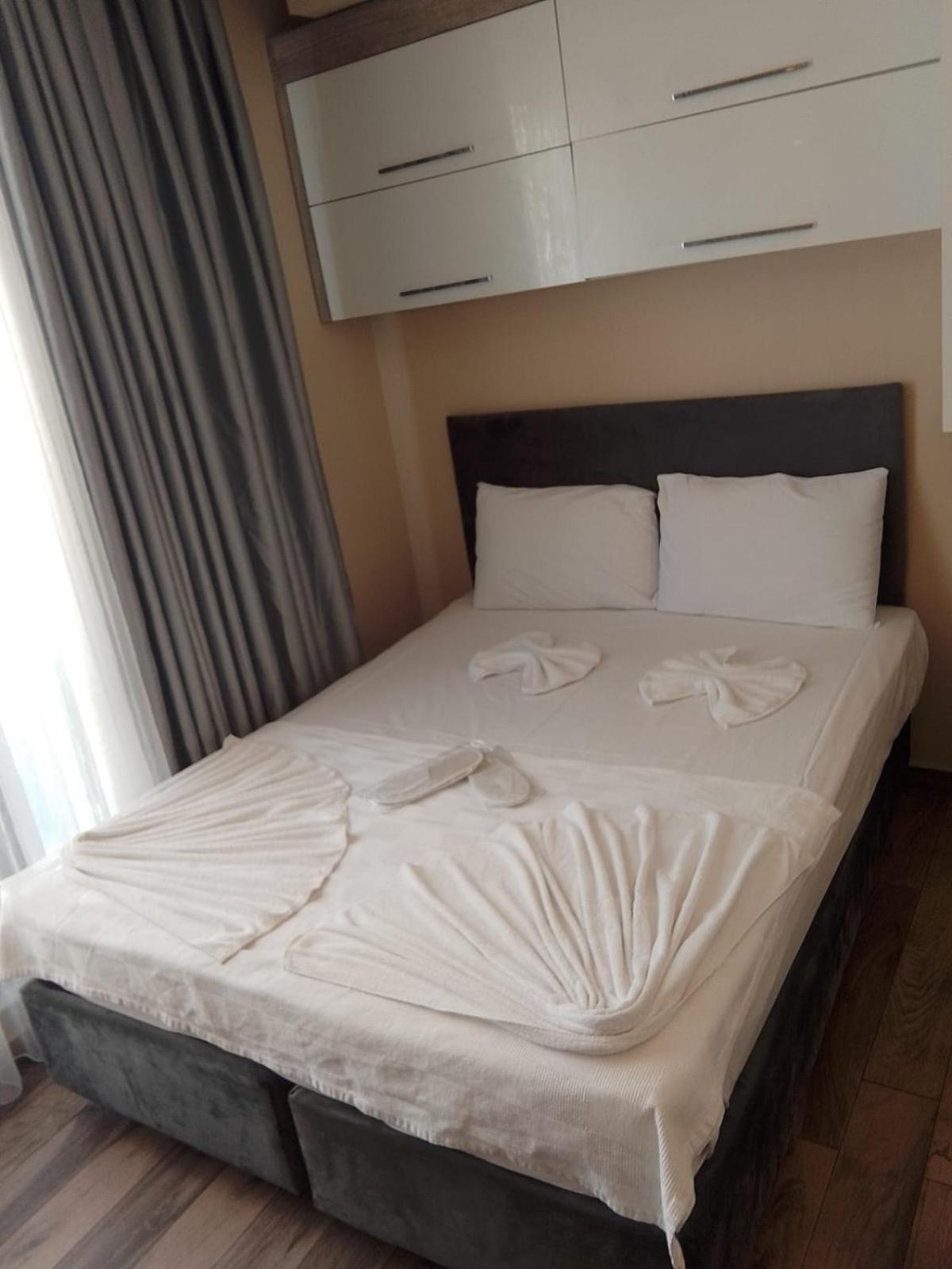 Double Room Private Bathroom