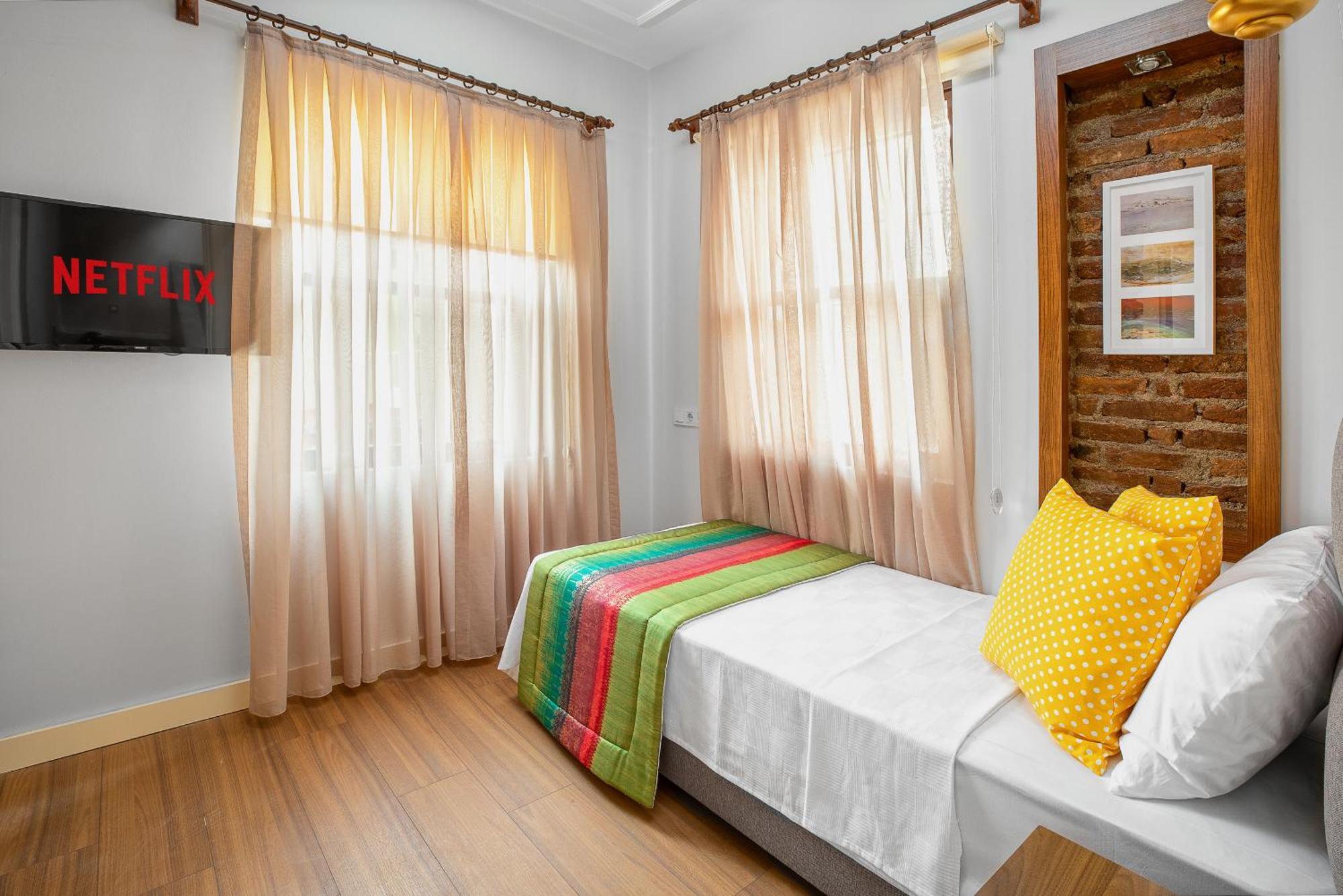Single Room Garden View