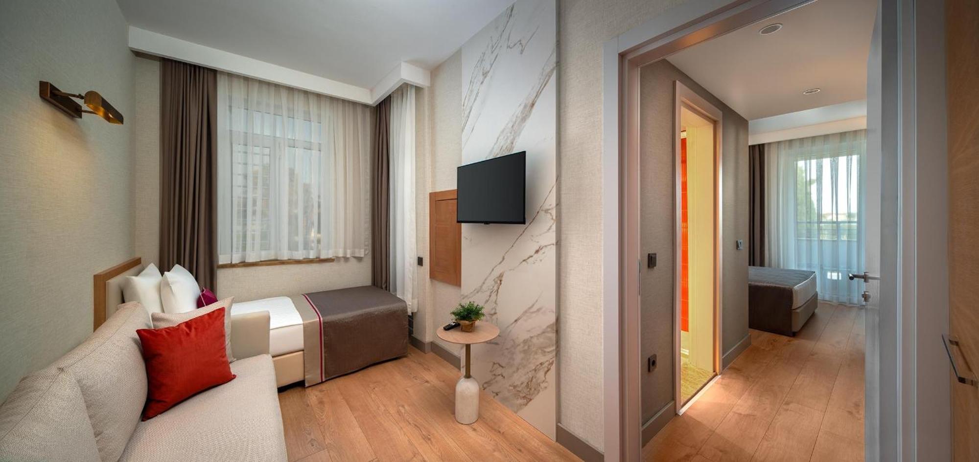 Superior Suite