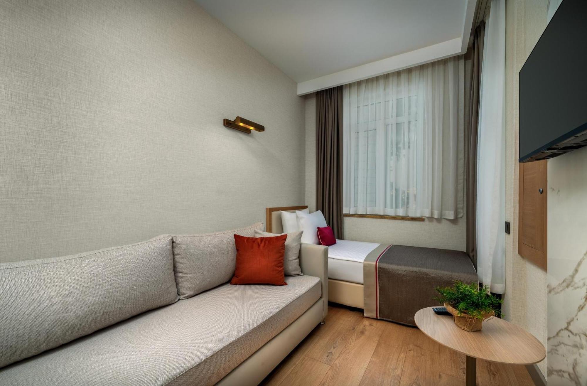 Superior Suite