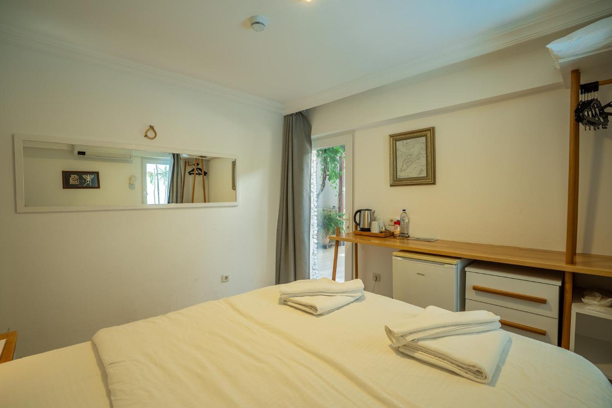 Economy Double Room