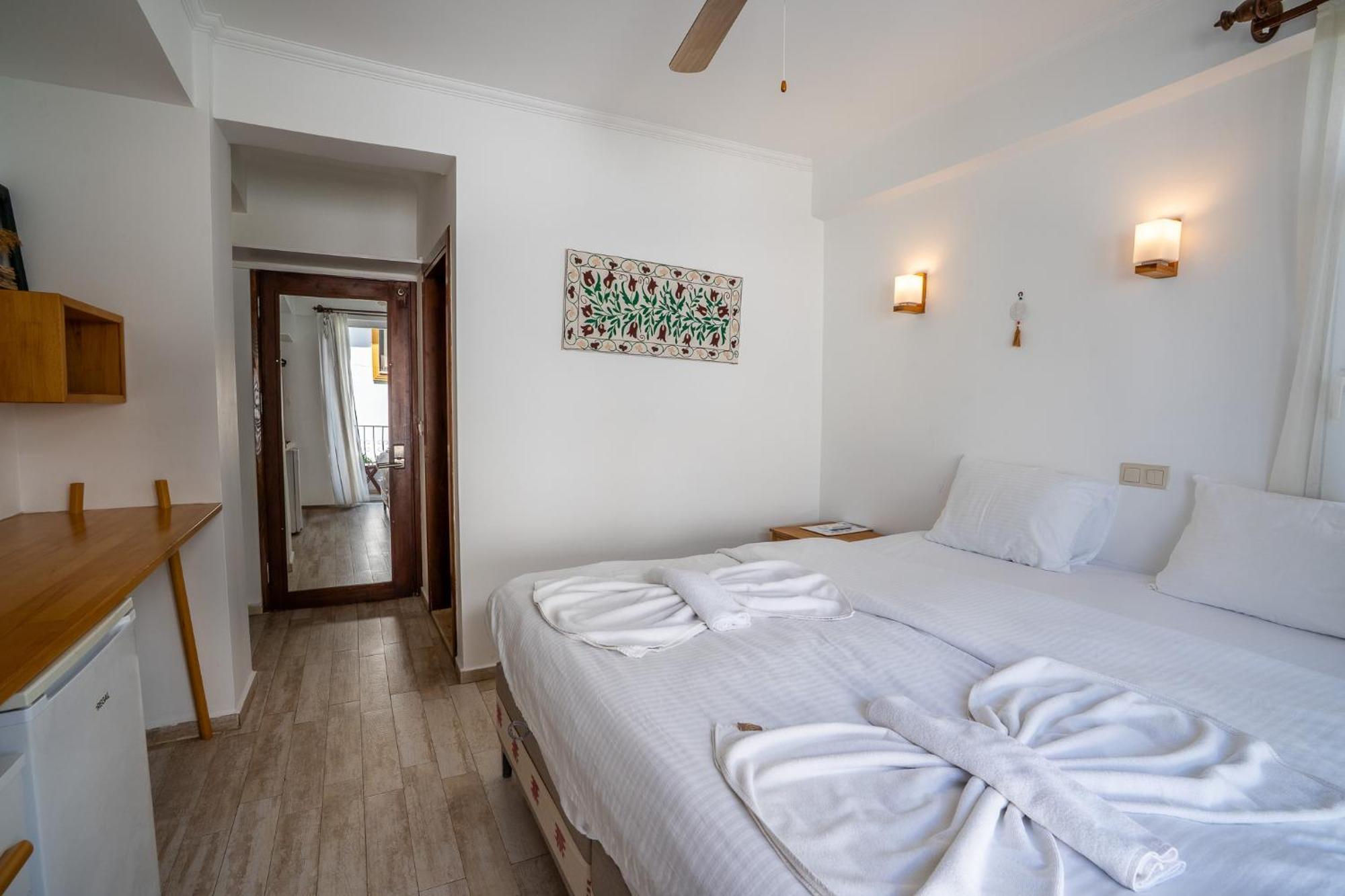 Double or Twin Room Garden View