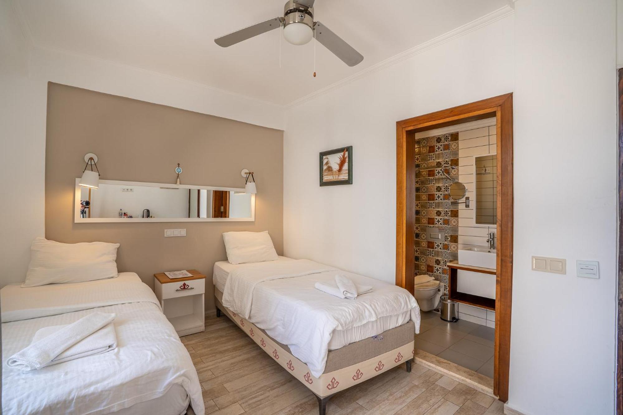 Double or Twin Room Garden View