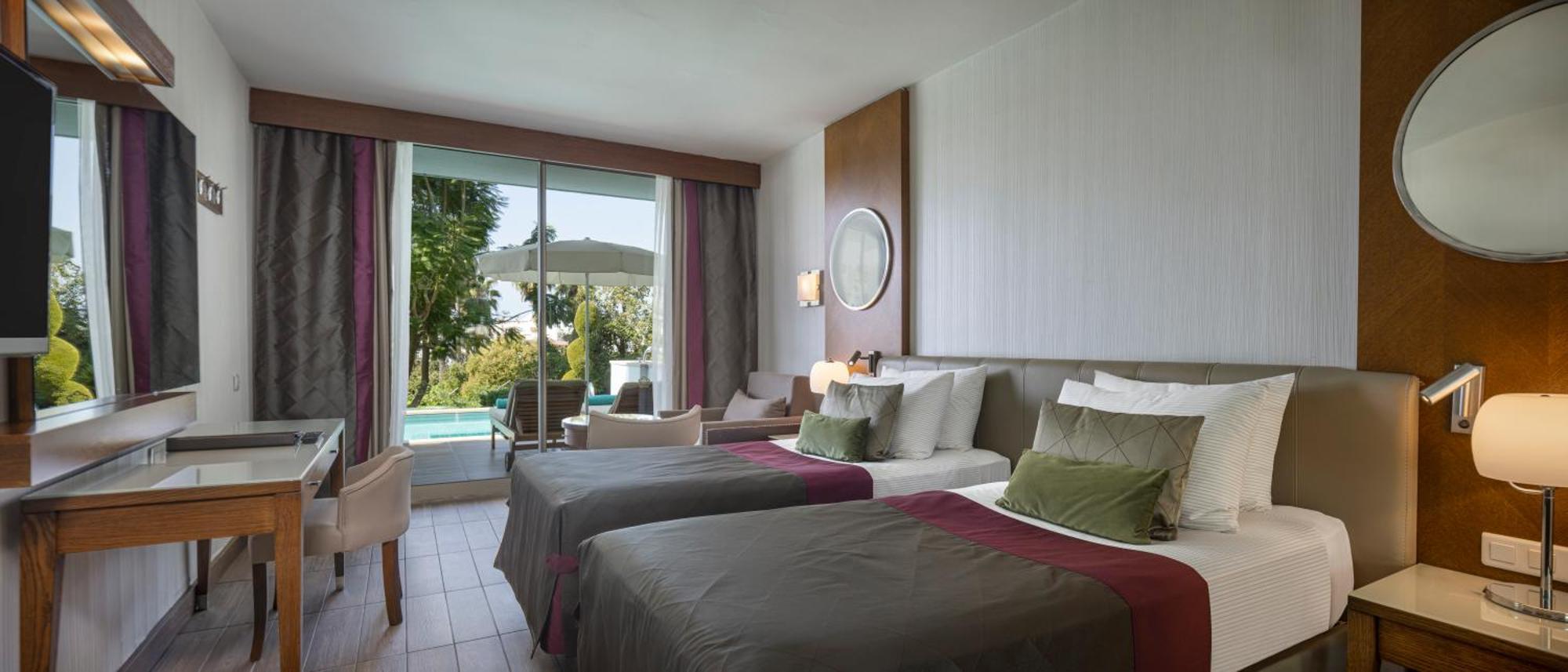 Deluxe Double or Twin Room with Pool Access Adult Only +16 Age