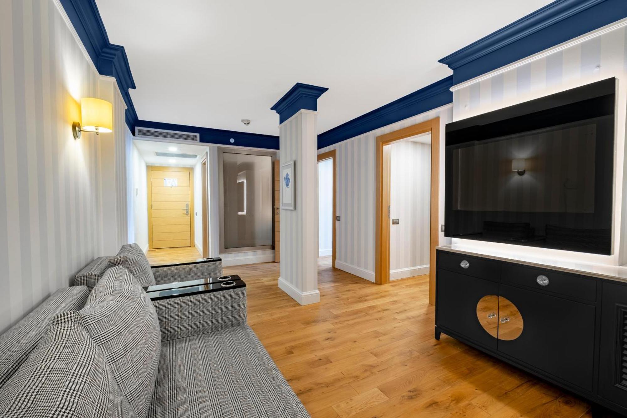 Superior Suite