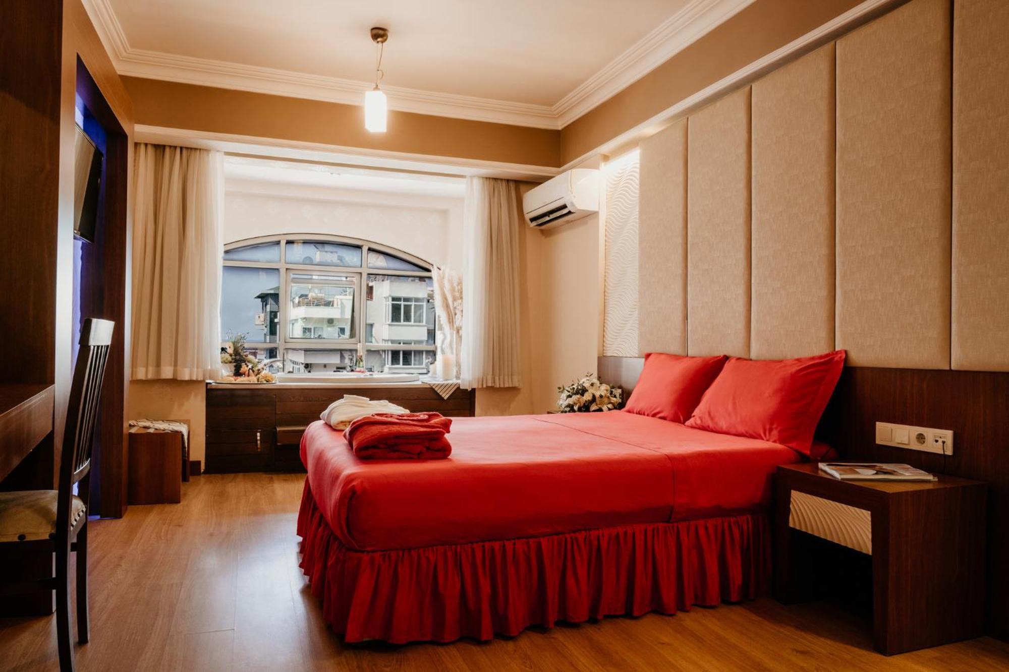 Standard Double Room Spa Bath