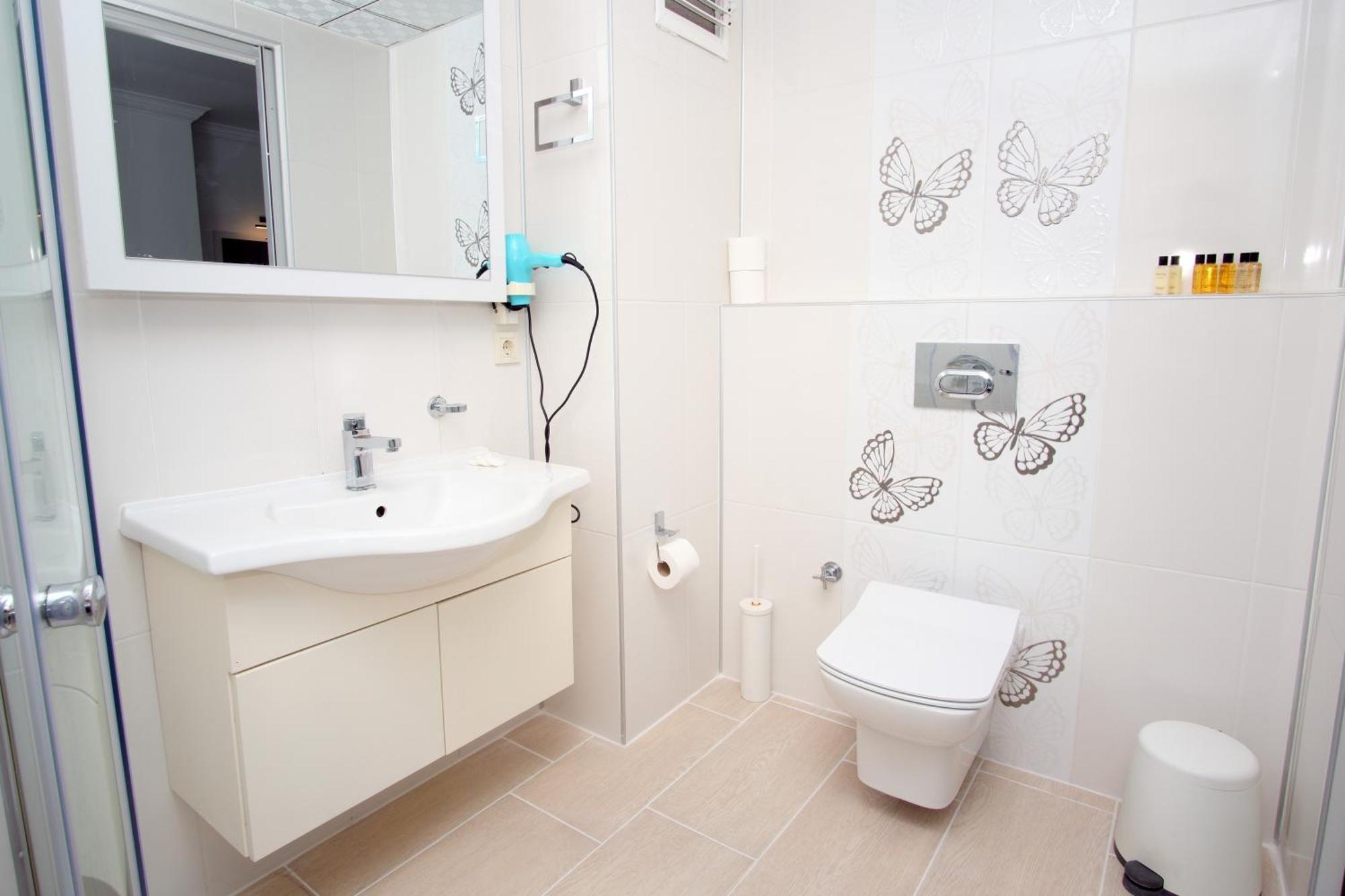 Standard Triple Room,1756523316:JPEG