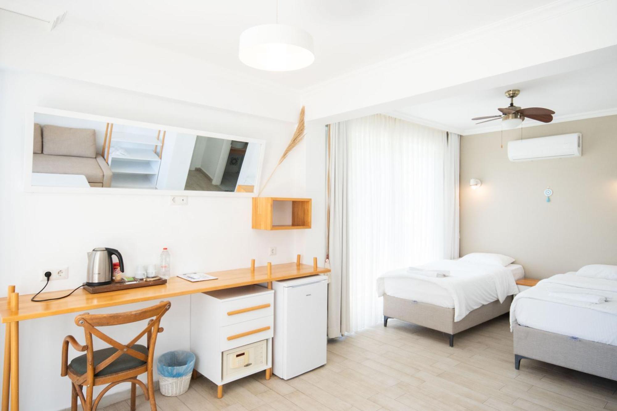 Deluxe Family Room