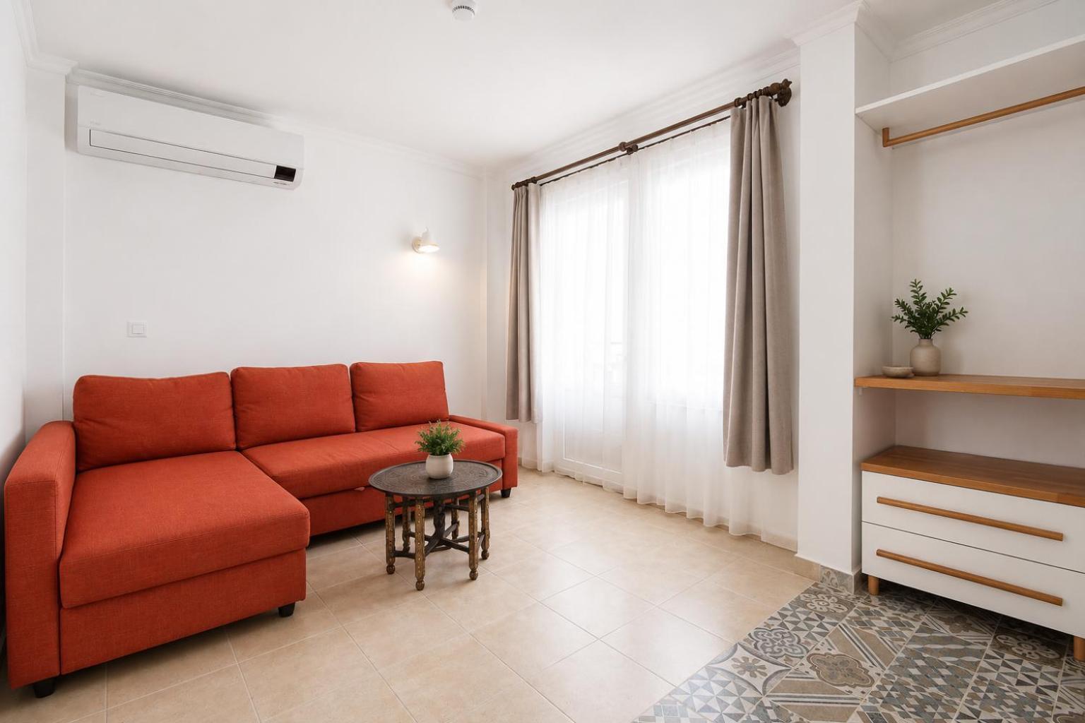 Deluxe Family Room