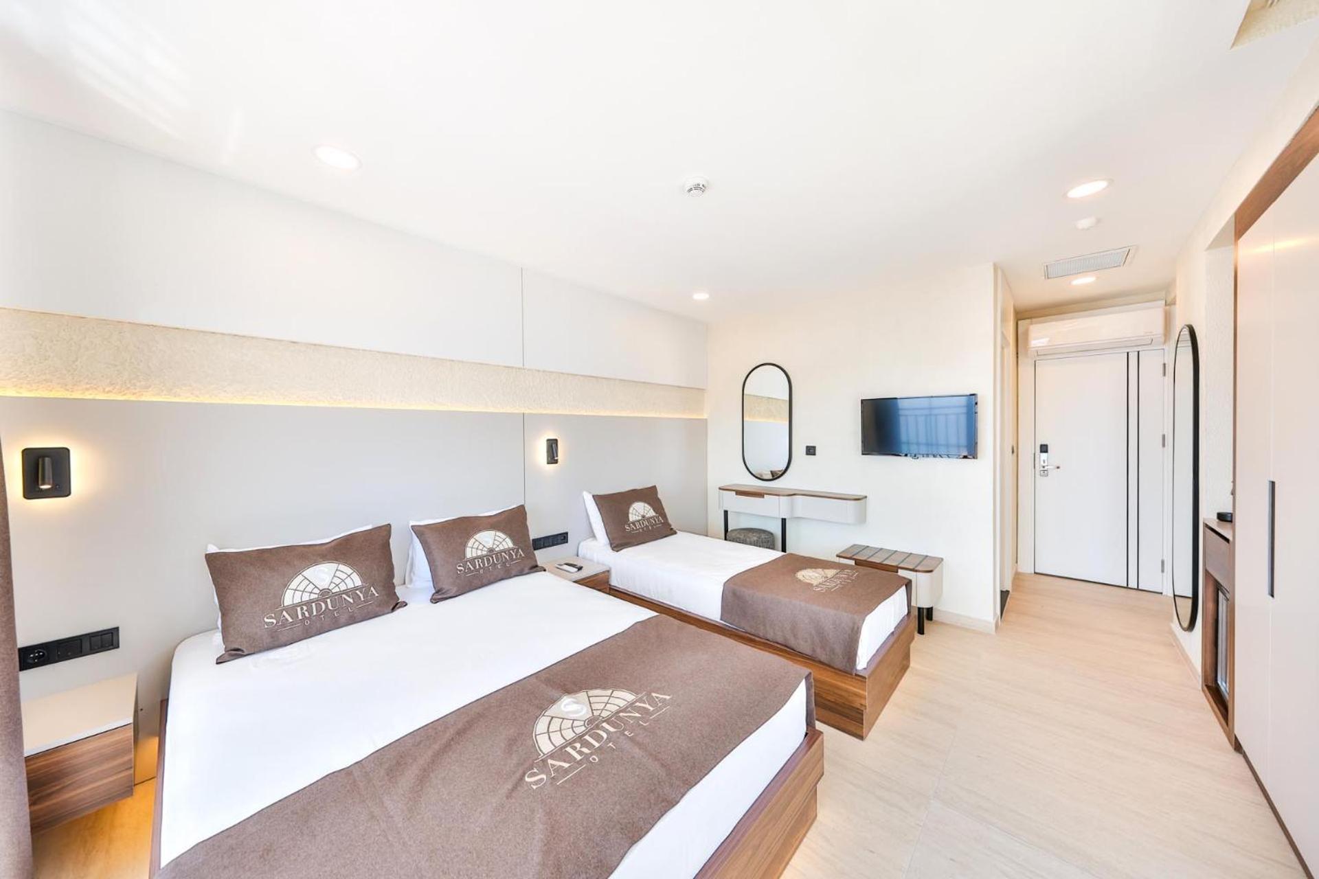 Triple Room