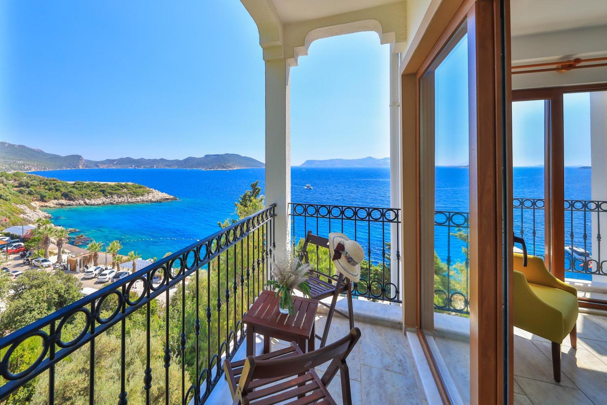 Superior Triple Room Sea View