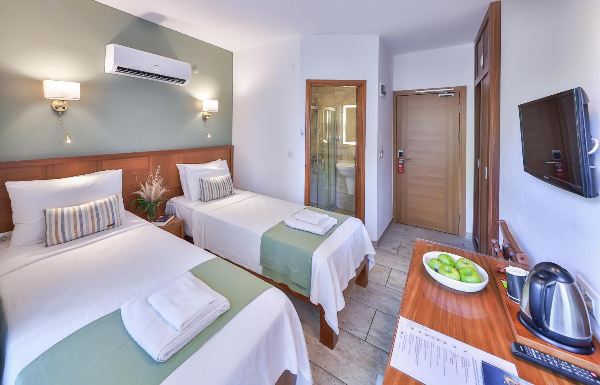 Standard Double or Twin Room Sea View
