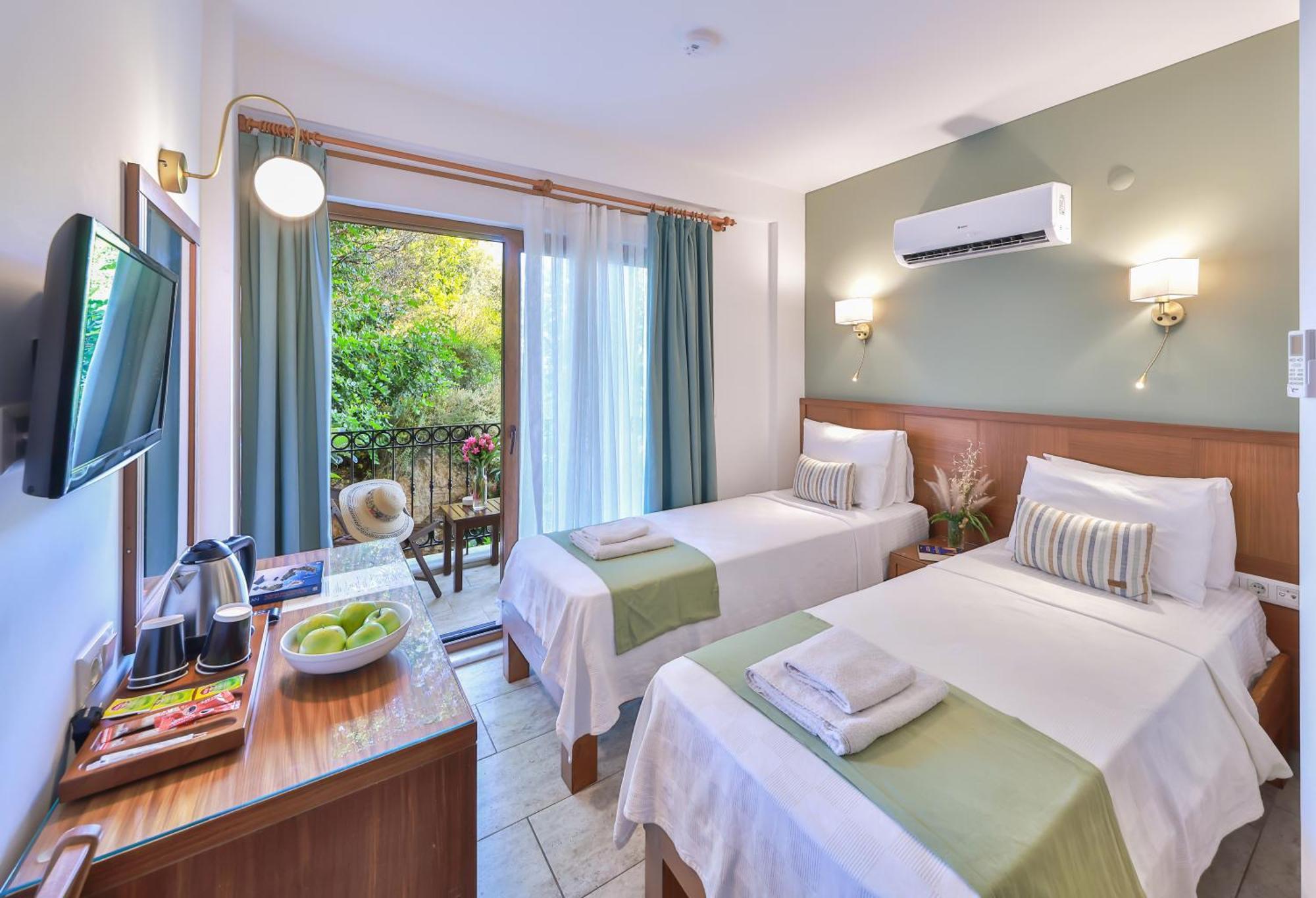 Standard Double or Twin Room Sea View