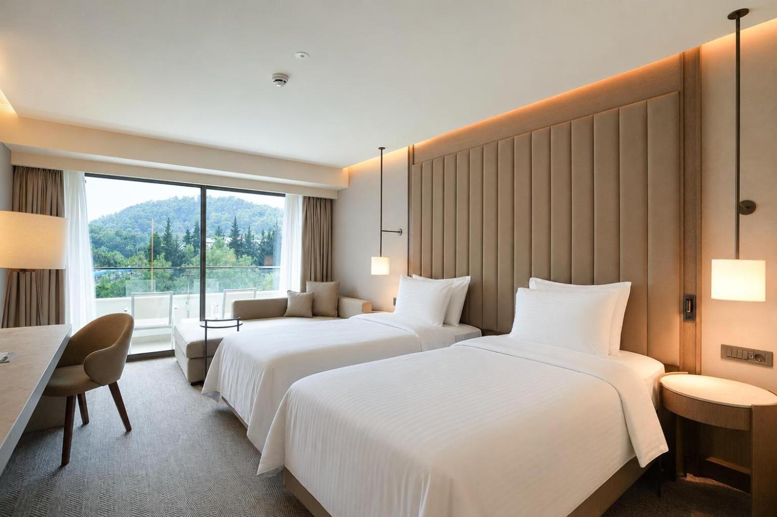 Deluxe Double or Twin Room Garden View