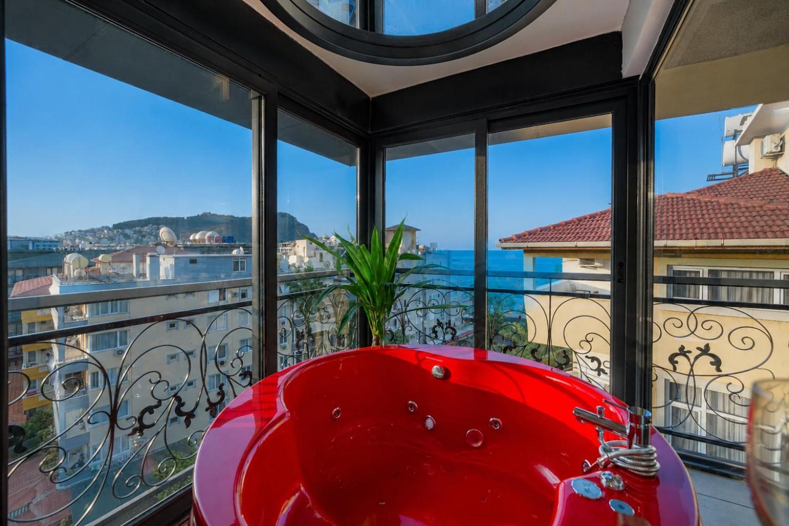 Queen Suite Sea View