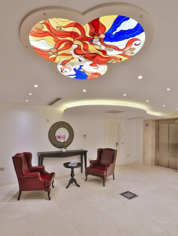 Deluxe Double Room with City View,1405064165:JPEG