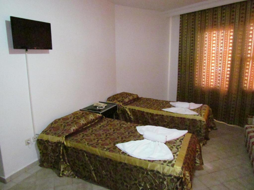Dört Kişilik Oda - Balkonlu