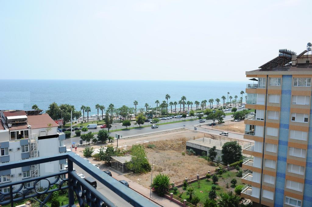 Double or Twin Room Sea View