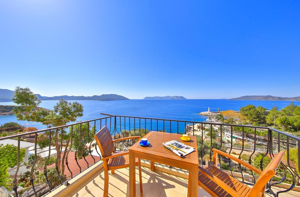Family Room with Sea View