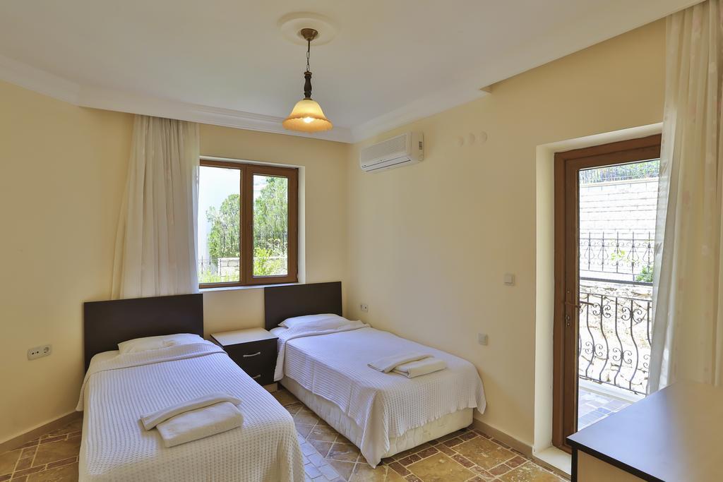 Two-Bedroom Apartment Sea View