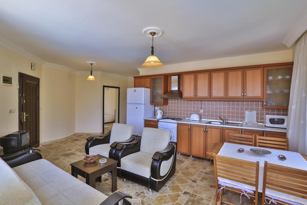 Two-Bedroom Apartment Sea View
