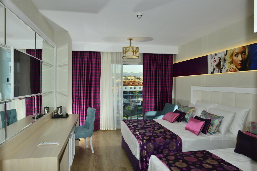 Deluxe Room Land View Ultra All Inclusive