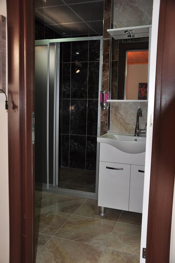 Large Double Room,636010425:JPEG