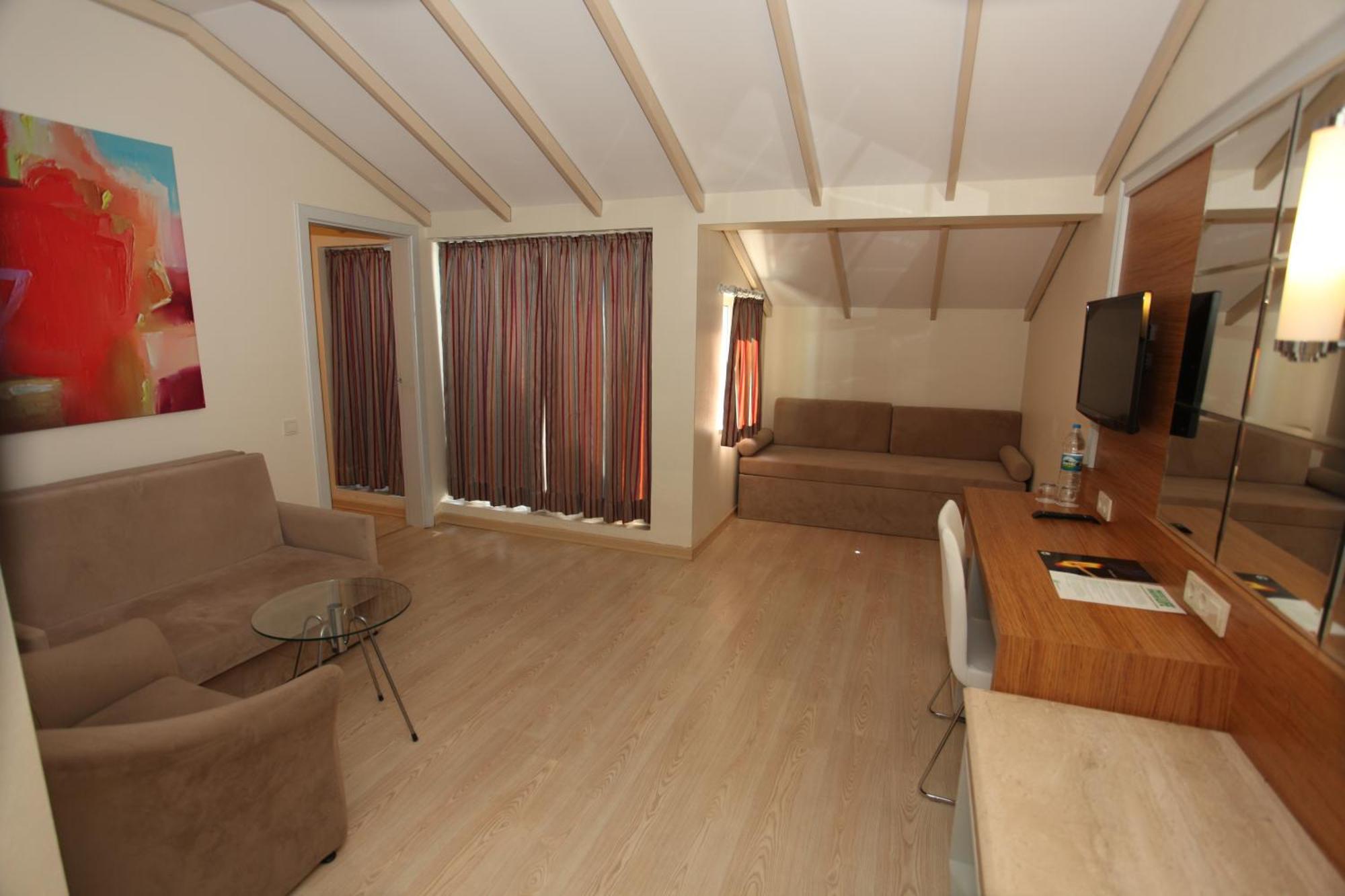 Family Room Side Sea View