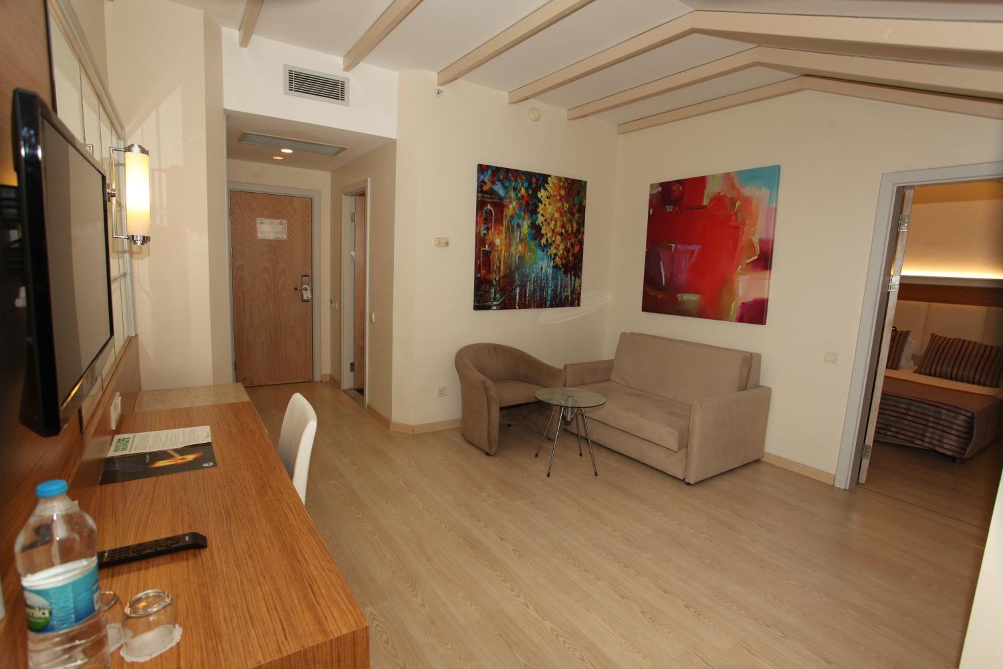 Family Room Side Sea View