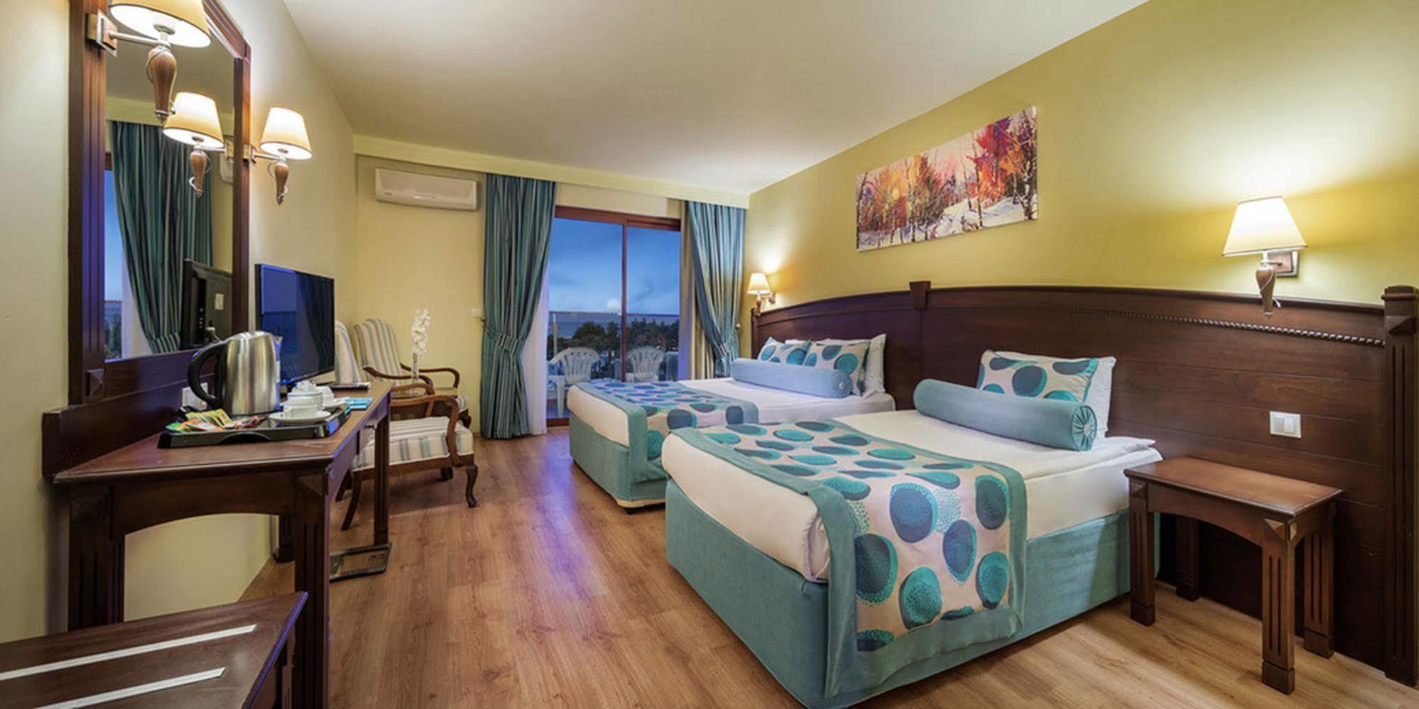 Standard Double or Twin Room Garden View