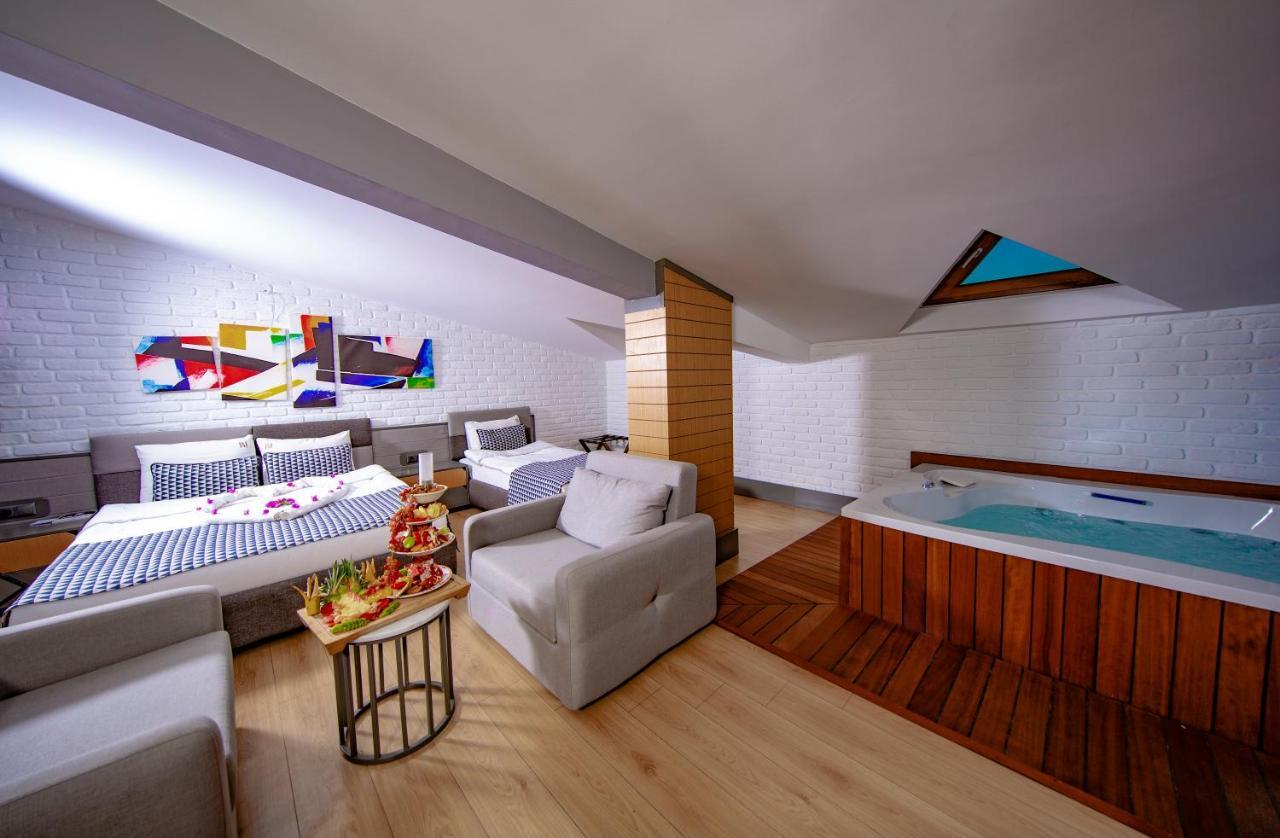Suite avec Baignoire Spa