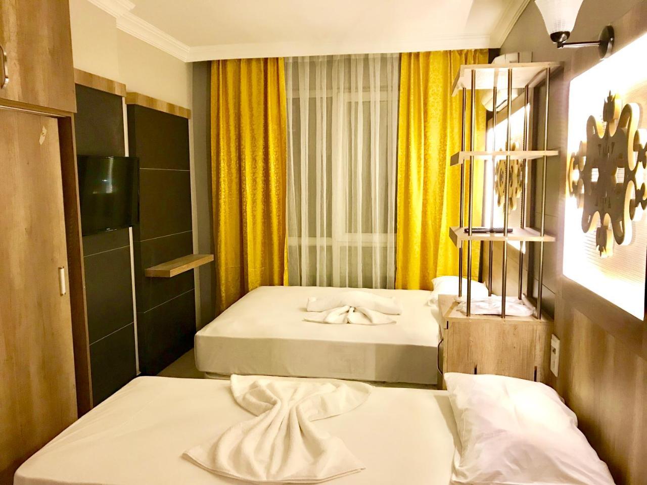 Family Room,763226002:JPEG