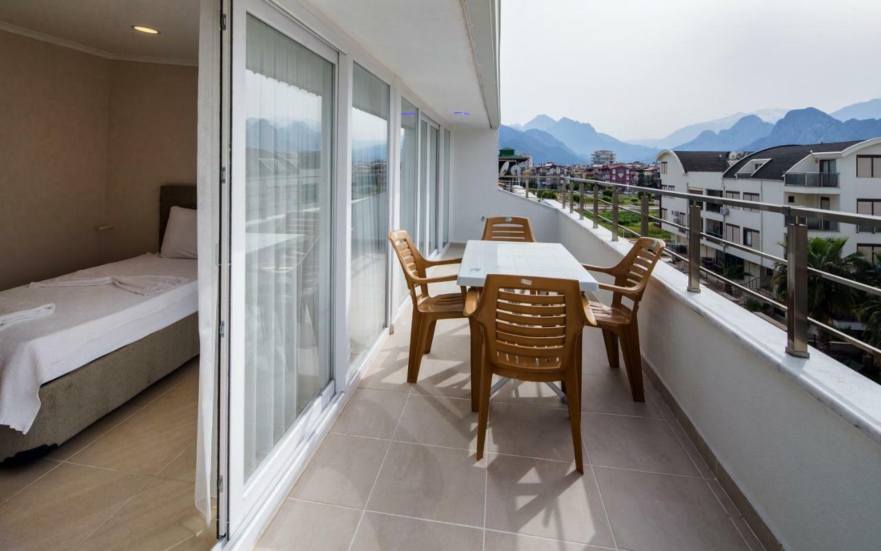 Two-Bedroom Apartment Mountain View