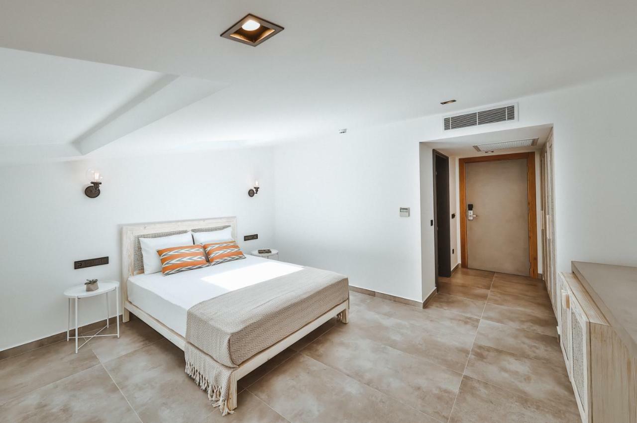 Double Room with Terrace