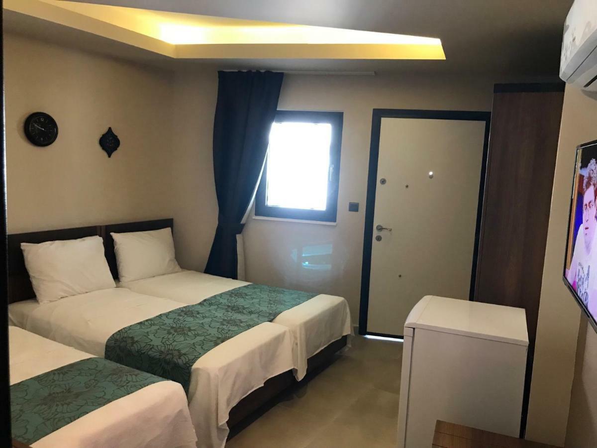 Studio Apartment,889902865:JPEG
