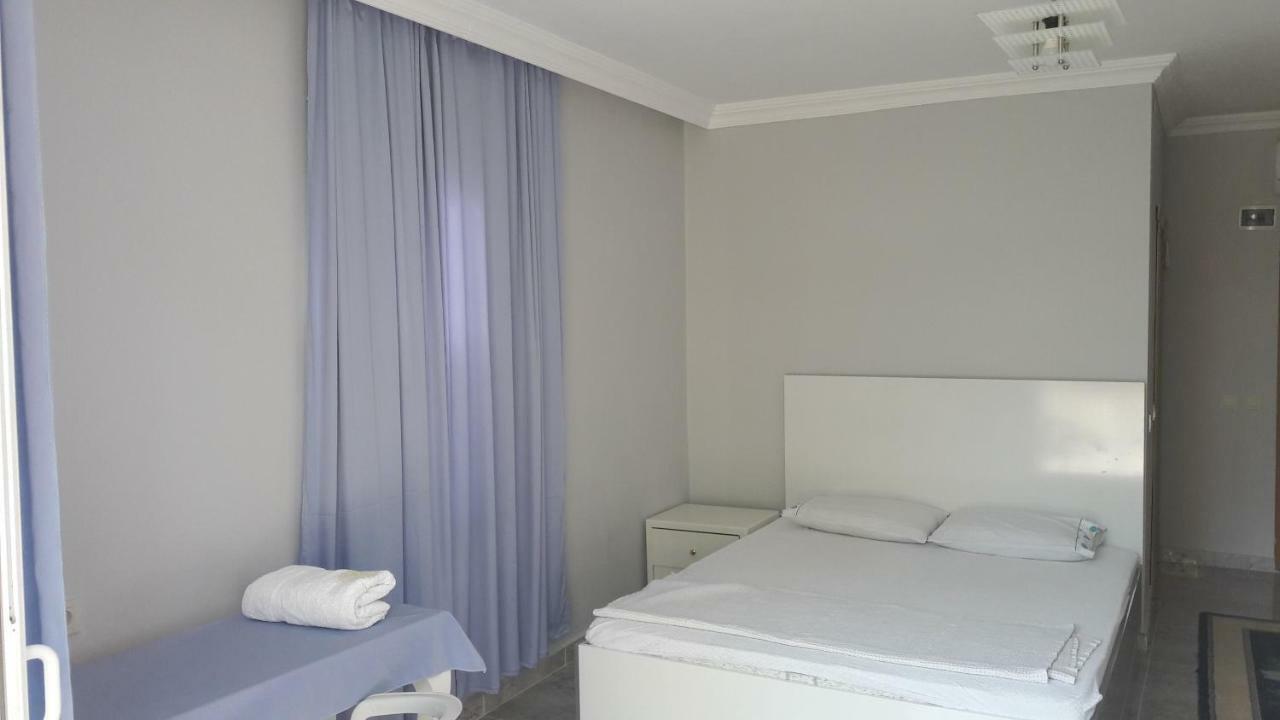Standard Triple Room,894578104:JPEG