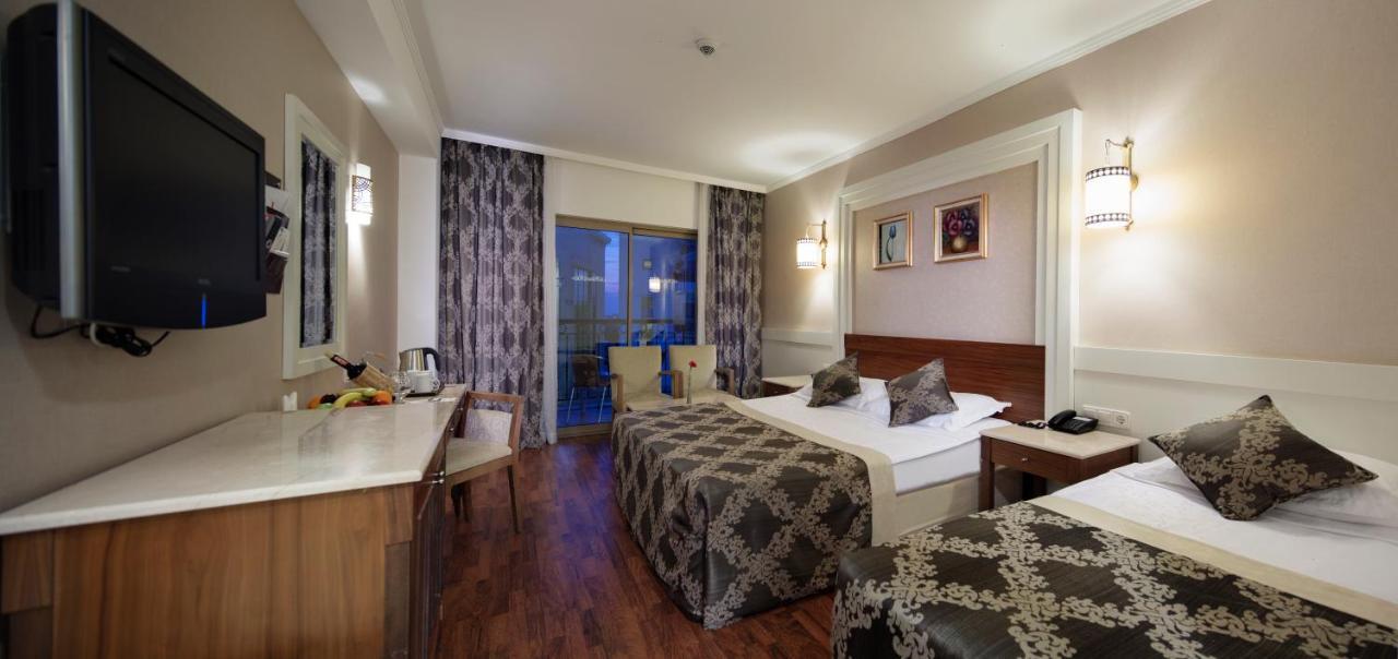 Standard Double or Twin Room Garden View