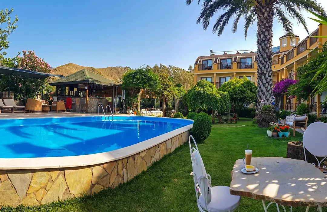 Papirus Hotel-1