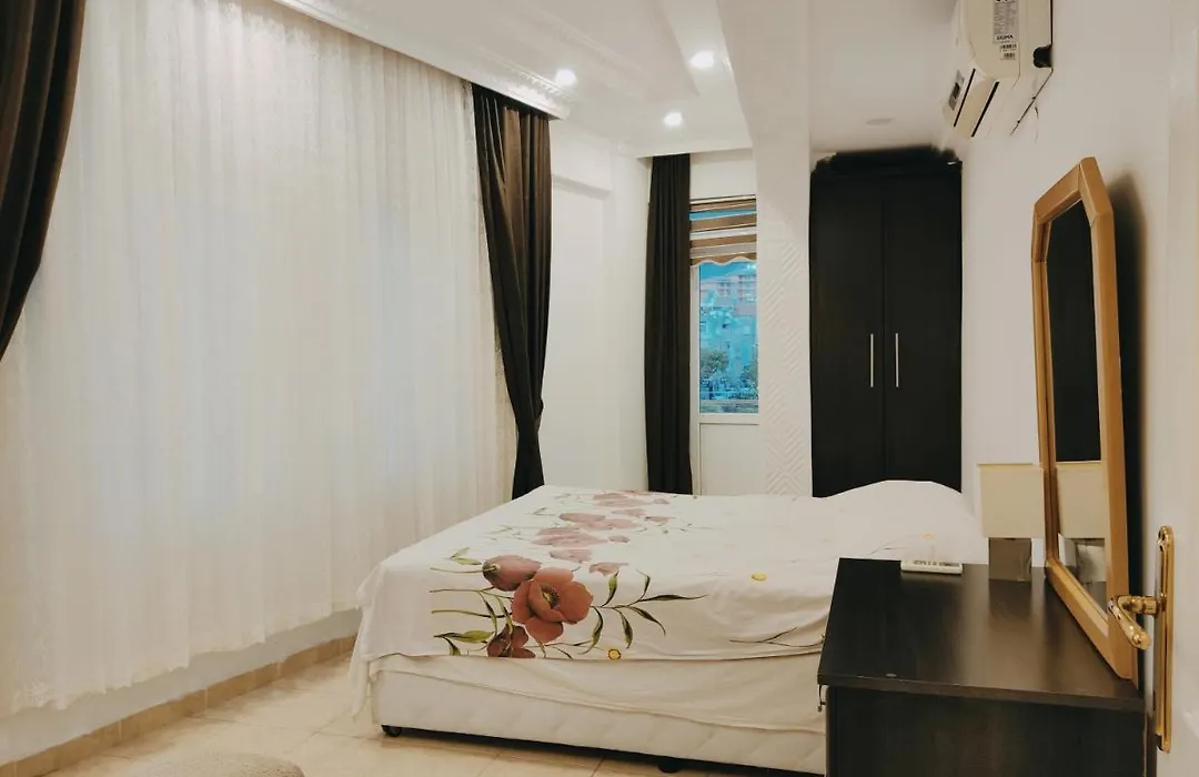 Alanya Merkez 1+1 Full Esyali Daire-1