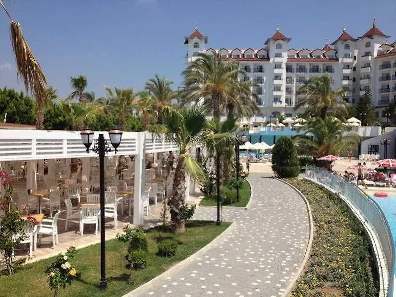 Serenis Hotel-1