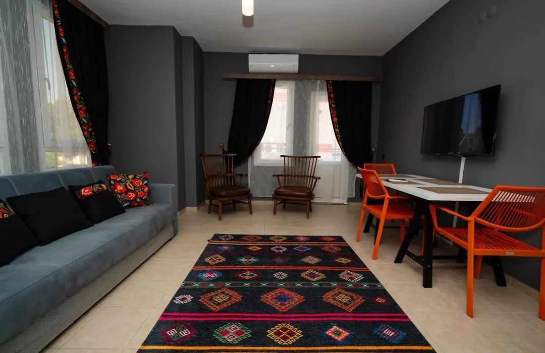 Esquire Hotels & Lounges-1