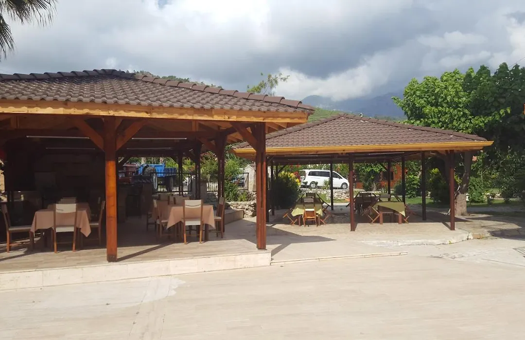 Oranj Ranch Hotel-1