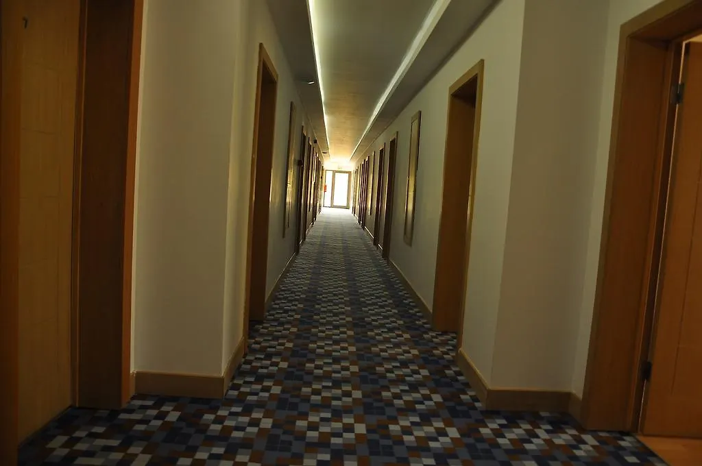 Side Ally Hotel-1