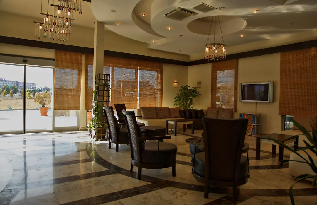 La Vita'S Hotel-1