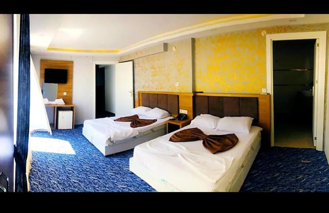 Lavin Garden Hotel-1