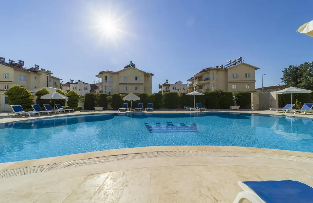 Flat With Balcony And Shared Pool In Belek-1