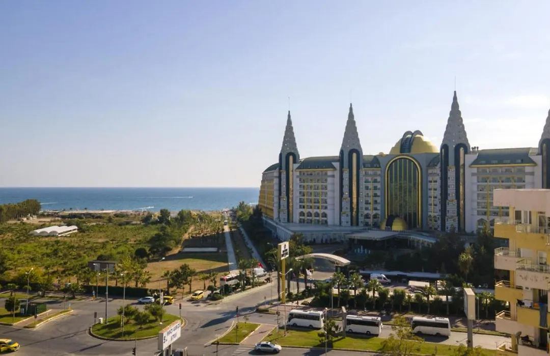 Sea View Apartment Near Beach With Balcony In Aksu-1